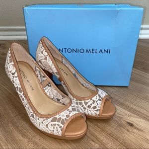 NWT : Antonio Melani : Nude and White Lace Peep Toe Heel : Size 6.5
